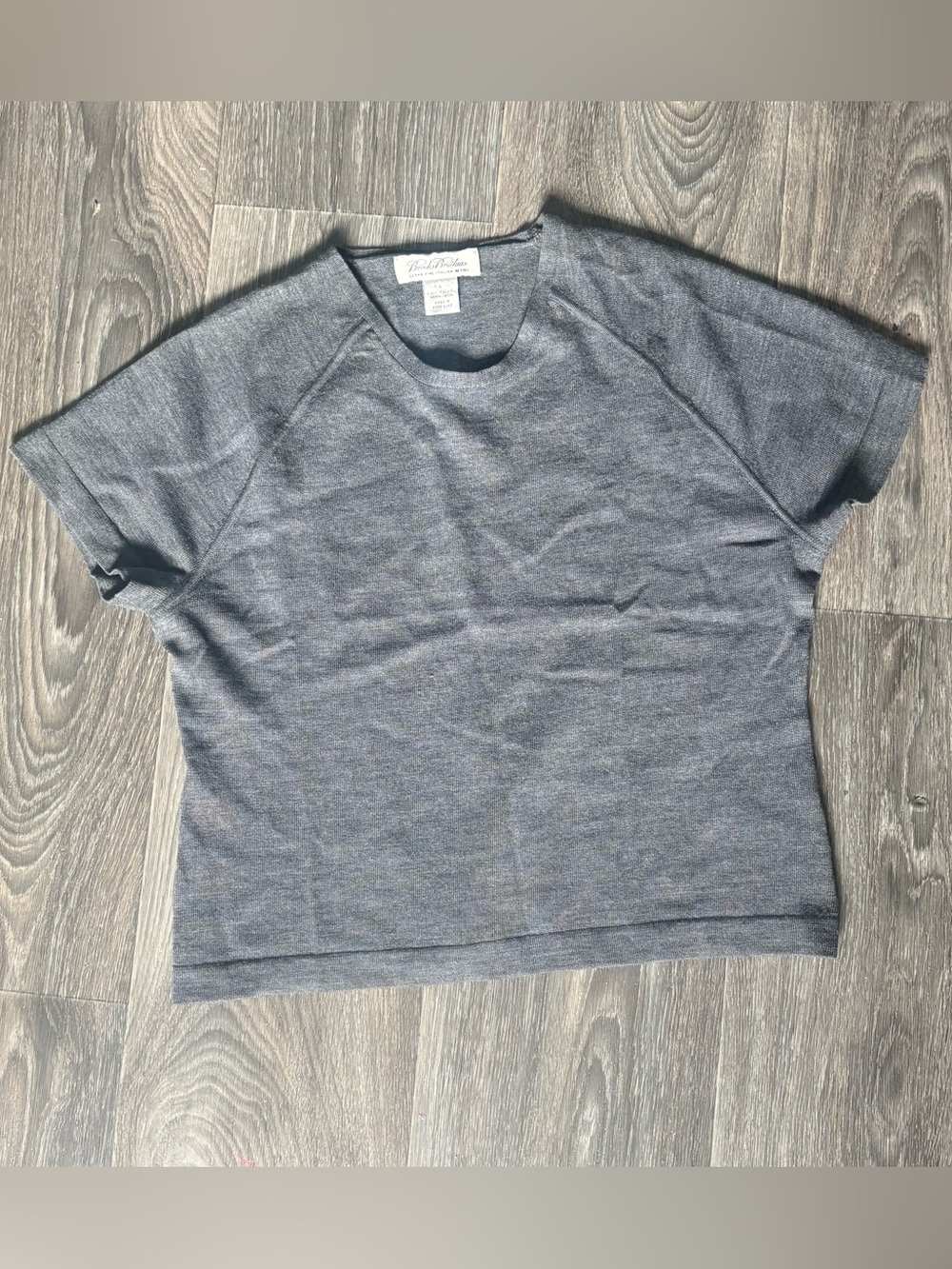 Brooks Brothers 100% Italian Extra fine Merino Wool short sleeve blouse Size L